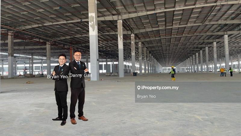 For Rent - 1.1306 Puchong Warehouse near Subang Kesas Highway