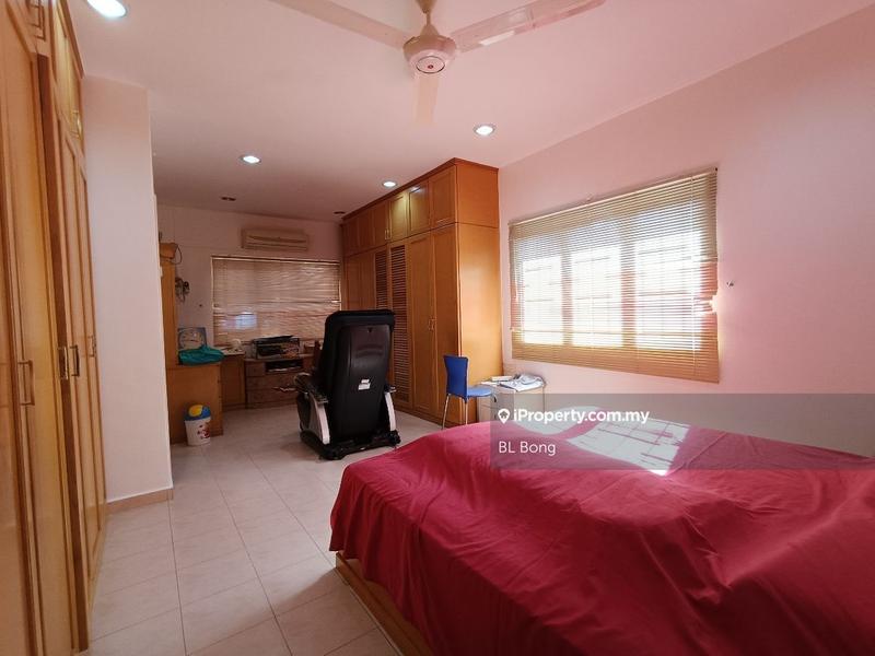 Semi-Detached House for Sale in Ong Kim Wee, Melaka City by BL Bong - iProperty.com.my