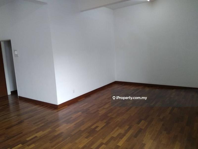 Rumah Berangkai 2.5 Tingkat untuk Dijual di Bandar Puteri Puchong, Puchong oleh Kelvin Tan - iProperty.com.my