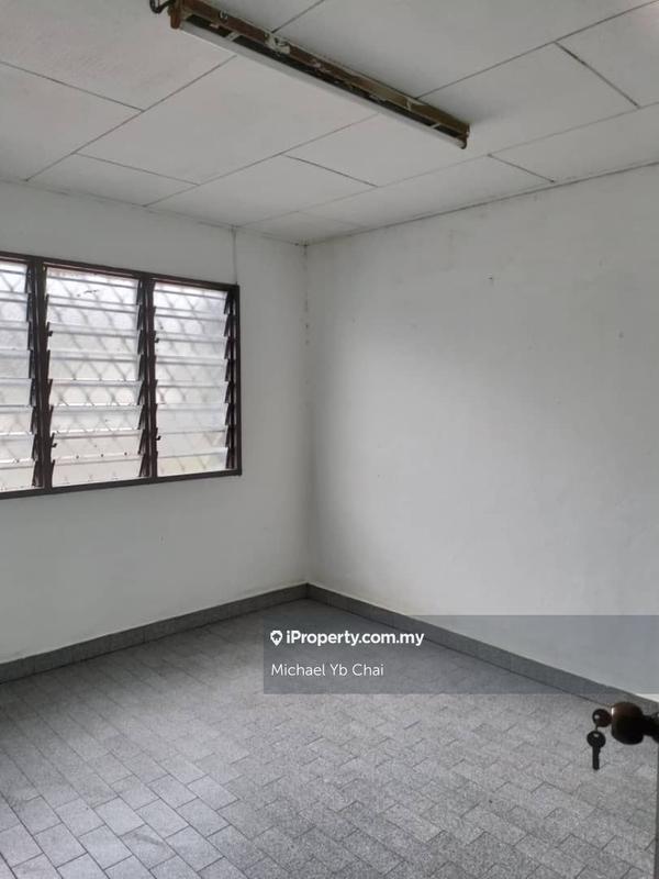 Rumah Teres 2-Tingkat untuk Dijual di Jalan Gebang 3, Shah Alam oleh Michael Yb Chai - iProperty.com.my