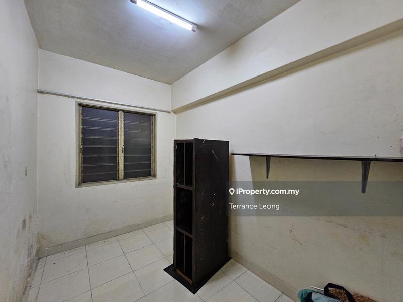 Rumah Flat untuk Dijual di Cemara oleh Terrance Leong - iProperty.com.my