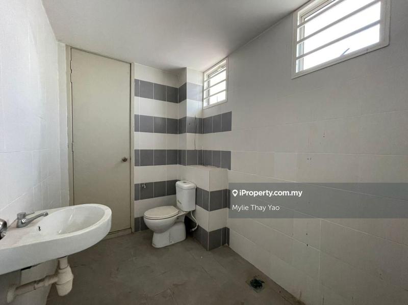 2.5-storey Terraced House for Sale in Seremban 2 / Taman Bukit Kepayang / S2, Seremban by Mylie Thay Yao - iProperty.com.my