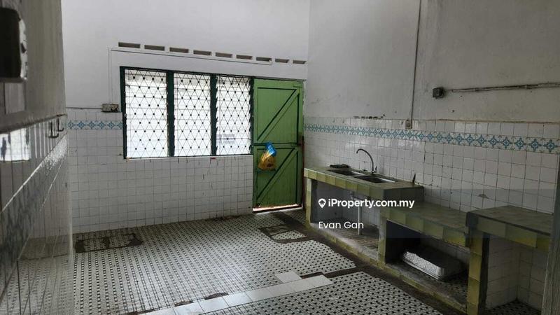 Rumah Teres 1-Tingkat untuk Dijual di Taman Ayer Keroh Height, Bukit Katil oleh Evan Gan - Kitchen - iProperty.com.my