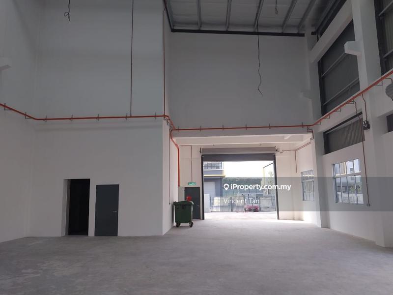 For Rent - Brand New 3 Storey Semi Detached Factory in Nilai( 5 minitues from toll exit)
