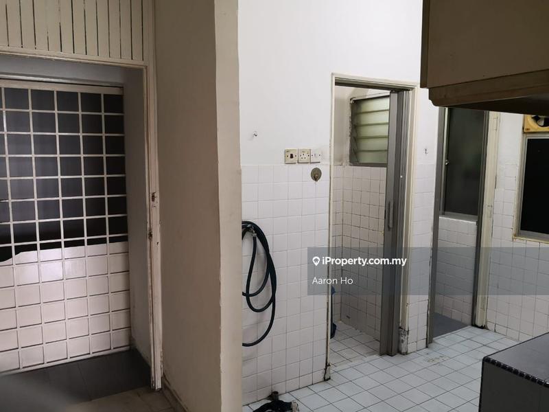 Pangsapuri untuk Dijual di Teratai Mewah Apartment Block 15,17,19,21 oleh Aaron Ho - iProperty.com.my