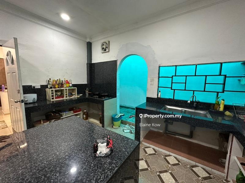 Banglo Komersial untuk Dijual di SS1, Petaling Jaya oleh Elaine Kow - iProperty.com.my