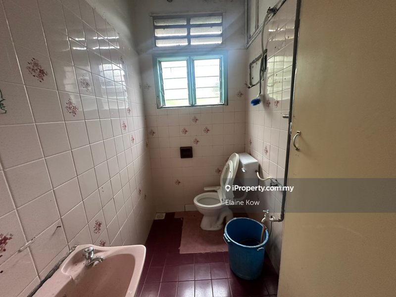 Bungalow House for Sale in Taman Kanagapuram, Petaling Jaya by Elaine Kow - iProperty.com.my