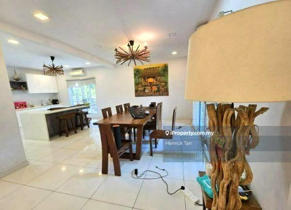 Rumah Berangkai 2 Tingkat untuk Dijual di Putra Heights, Subang Jaya oleh Henrick Tan - iProperty.com.my