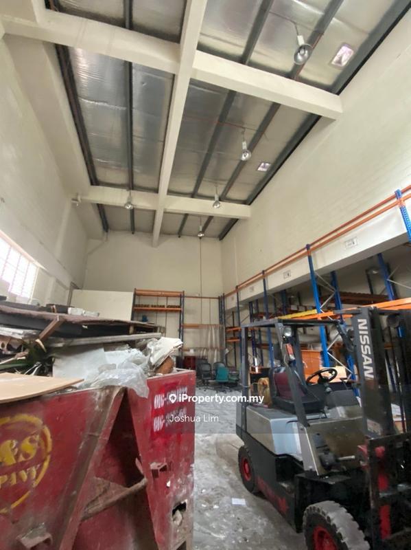 Semi-D Kilang untuk Disewa di Sunway Damansara, Kota Damansara oleh Joshua Lim - iProperty.com.my