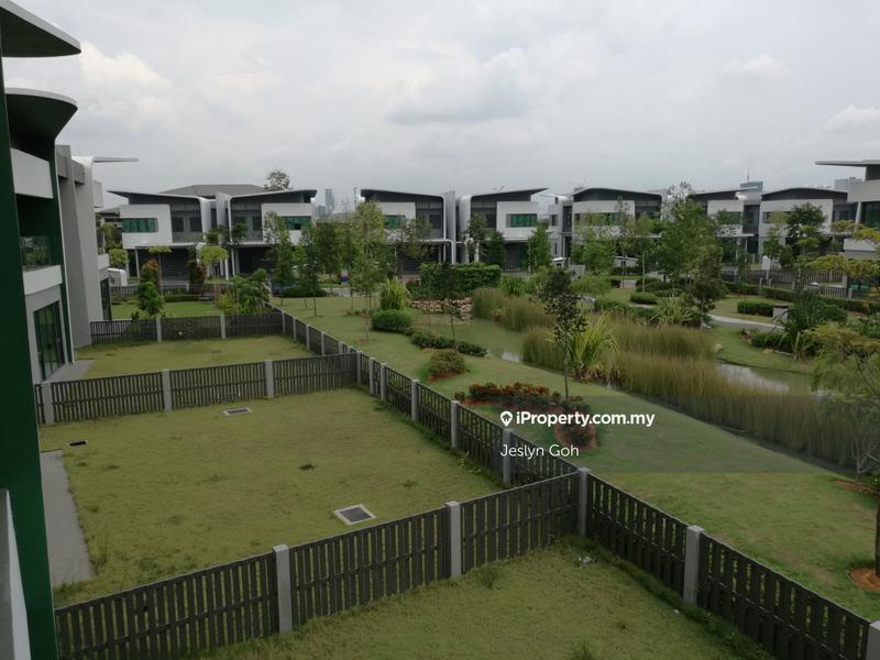 Rumah Berkembar untuk Dijual di Lepironia Gardens, Cyberjaya oleh Jeslyn Goh - iProperty.com.my