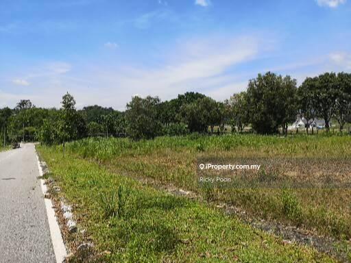 Bungalow Land for Sale in Bayu Lakehomes, Mantin by Ricky Poon - iProperty.com.my