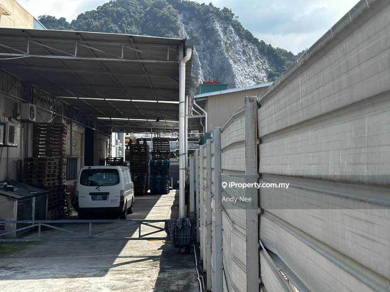 Semi-D Factory for Sale in Taman Perindustrian Batu Caves, Batu Caves by Andy Nee - iProperty.com.my