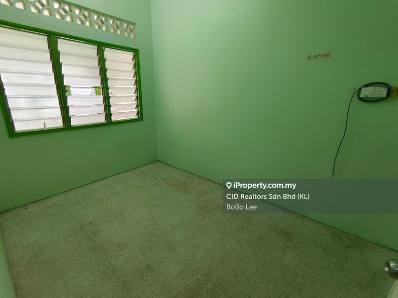 Rumah Berangkai 1 Tingkat untuk Dijual di Taman Overseas Union (Taman Oug), Jalan Klang Lama (Old Klang Road) oleh BoBo Lee - iProperty.com.my