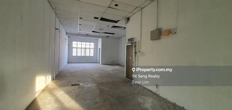 For Rent - (facing main road office) Prima Sri Gombak