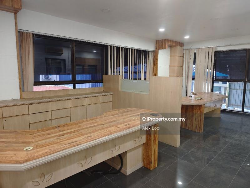 Semi-D Factory for Rent in Taman Desa Cemerlang, Ulu Tiram by Alex Looi - iProperty.com.my