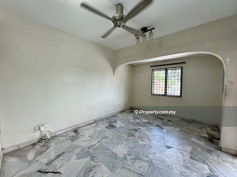 Rumah Teres 2-Tingkat untuk Dijual di Section 6 @ Kota Damansara oleh JH Tee - iProperty.com.my