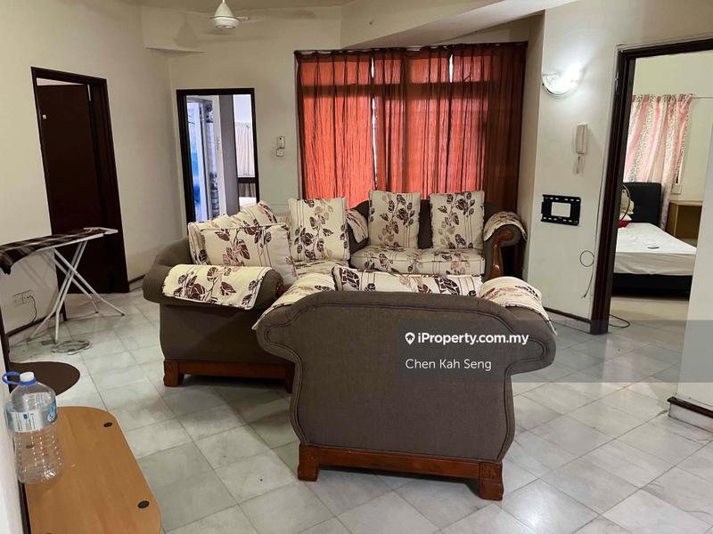 For Rent - Villa Puteri