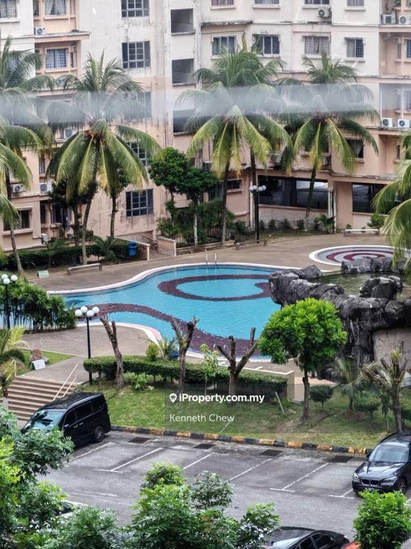 For Sale - Oakleaf Park