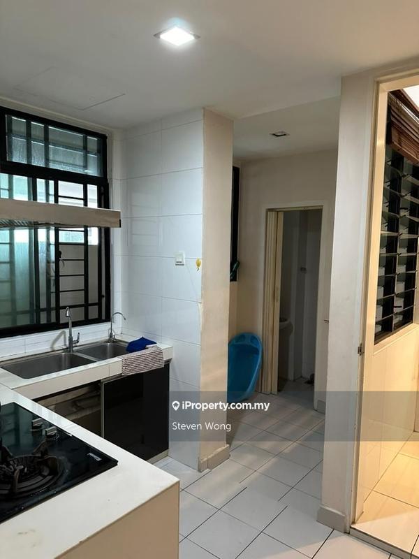 For Sale - Papillon Desahill Condominium