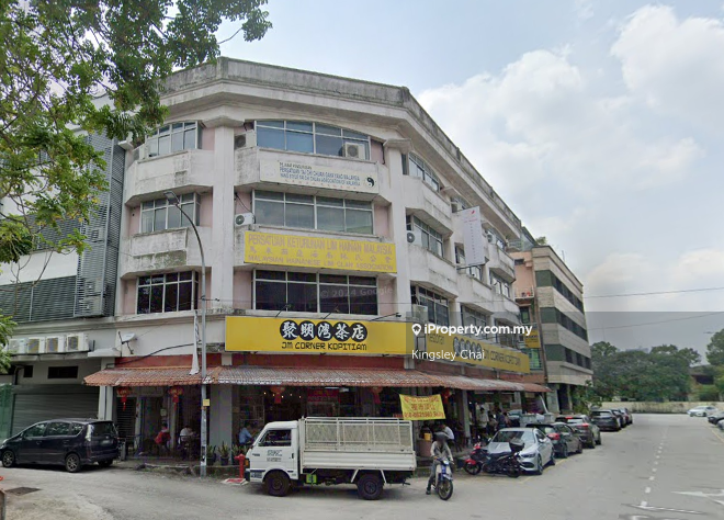 For Sale - Potention ROI 4.8% 4 Storey Big Corner with Lift Petaling jaya, Taman Petaling utama PJ