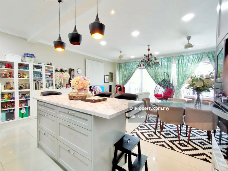 For Sale - 16 Quartz Sky Villa