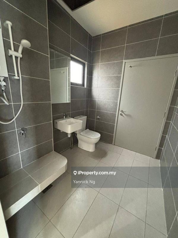 Rumah Berkembar untuk Dijual di Cyber 10, Cyberjaya oleh Yannick Ng - iProperty.com.my