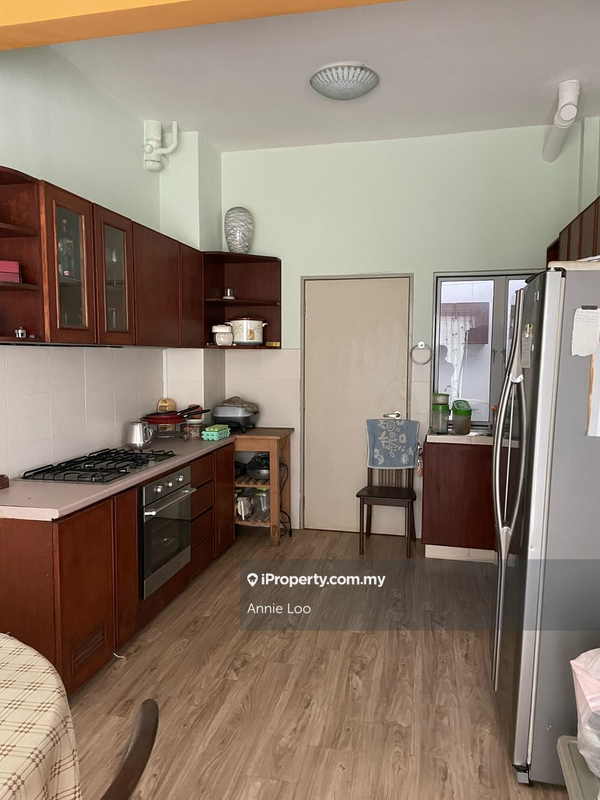 For Sale - Bayan Villa, Seri Kembangan