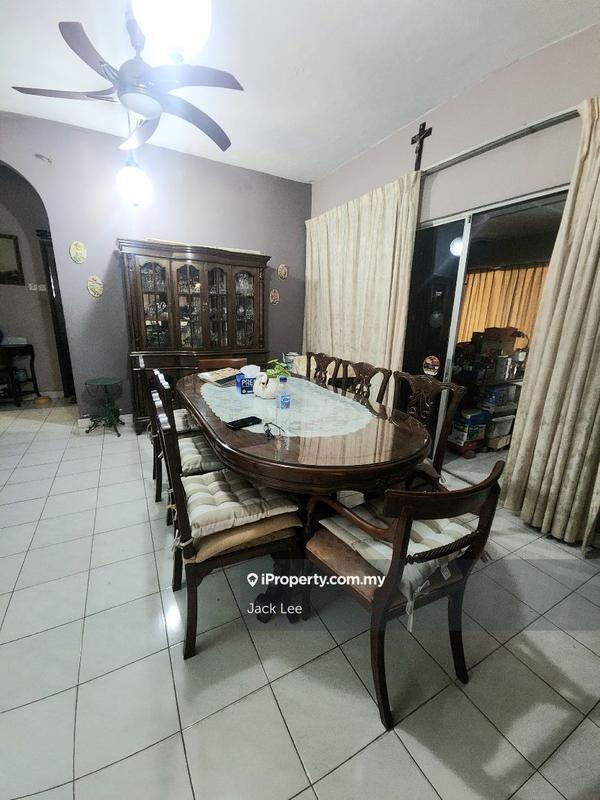 Rumah Berkembar untuk Dijual di Burhanuddin helmi, Taman Tun Dr Ismail oleh Jack Lee - iProperty.com.my