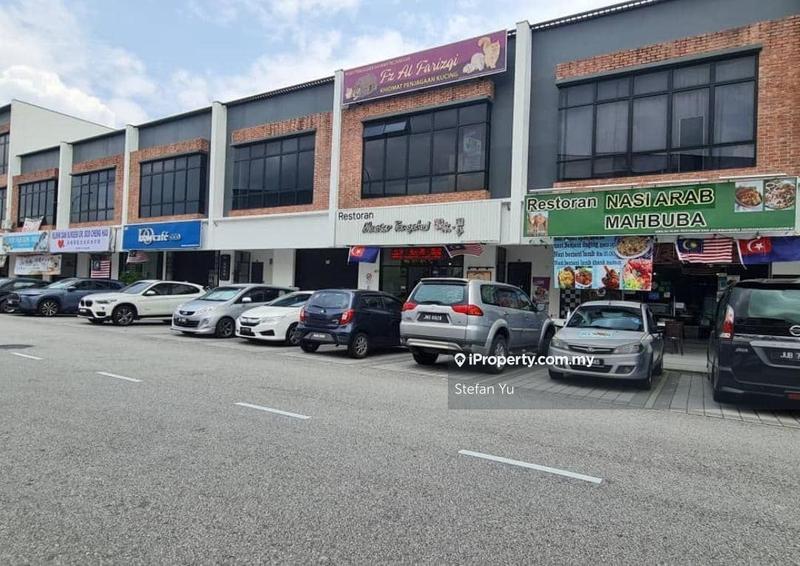 For Sale - Jalan Suria, Pusat Komersial Suria,81550 Gelang Patah