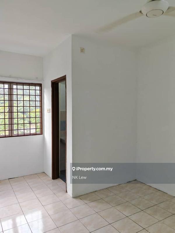 Pangsapuri untuk Disewa di Desaminium Rimba oleh NK Lew - iProperty.com.my