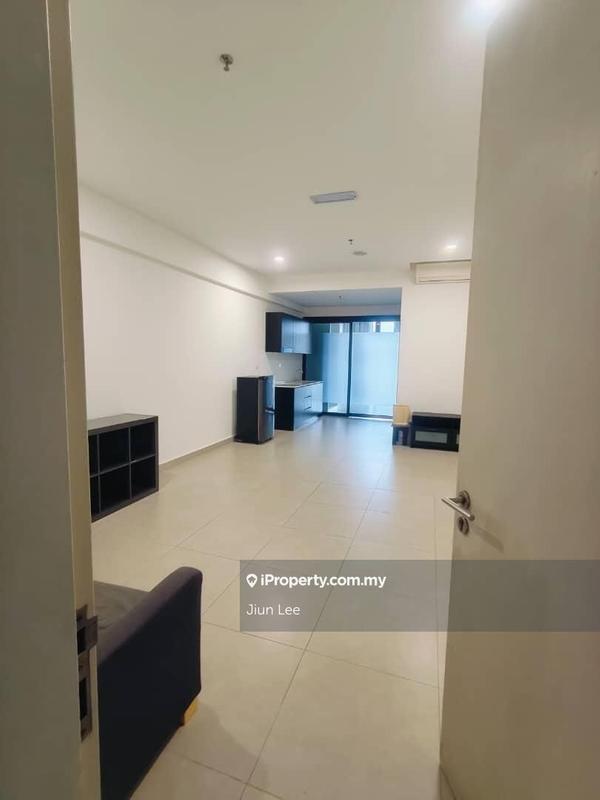 For Rent - Flexus Signature