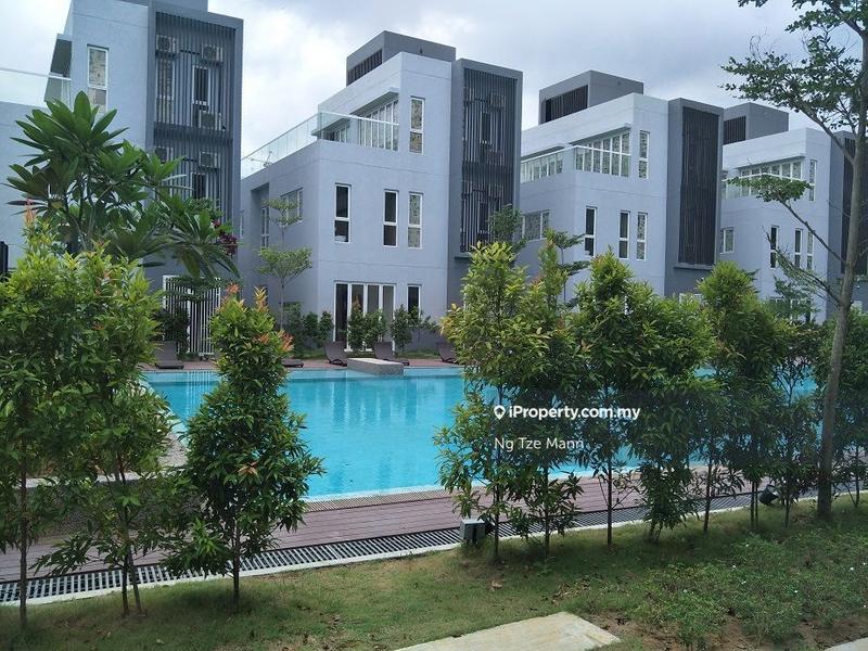 Bungalow House for Sale in Lakefront Villa, Cyberjaya by Ng Tze Mann - iProperty.com.my