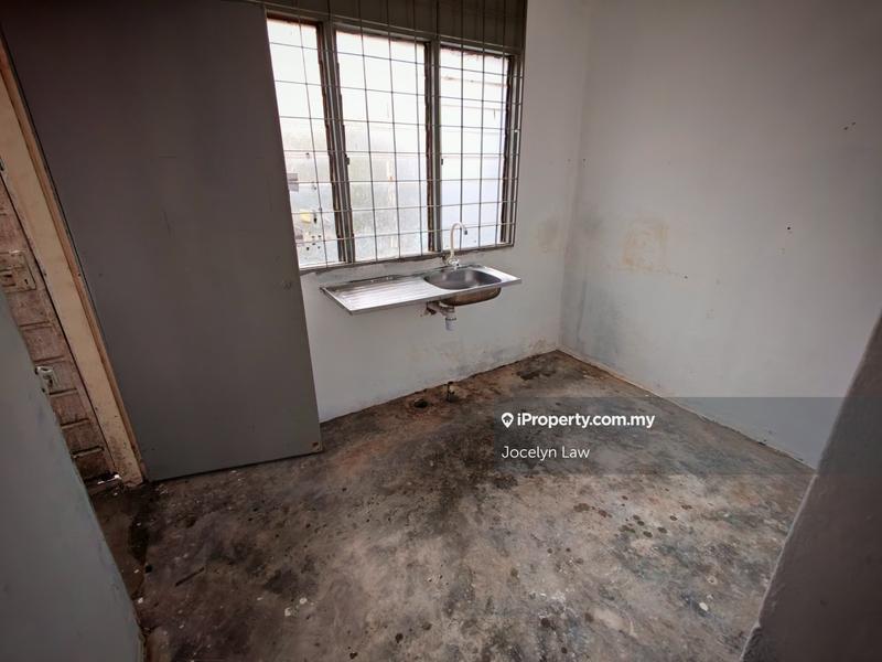 2-storey Terraced House for Sale in Taman Johor Jaya, Johor Bahru by Jocelyn Law - iProperty.com.my