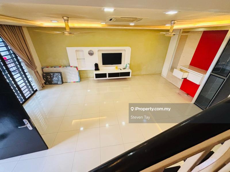 Rumah Teres 2.5-Tingkat untuk Dijual di Taman Meranti Jaya, Puchong oleh Steven Tay - iProperty.com.my