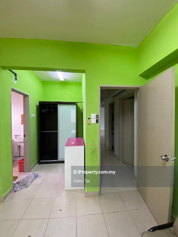 Service Residence for Sale in D'Alamanda by Aden Tai - iProperty.com.my
