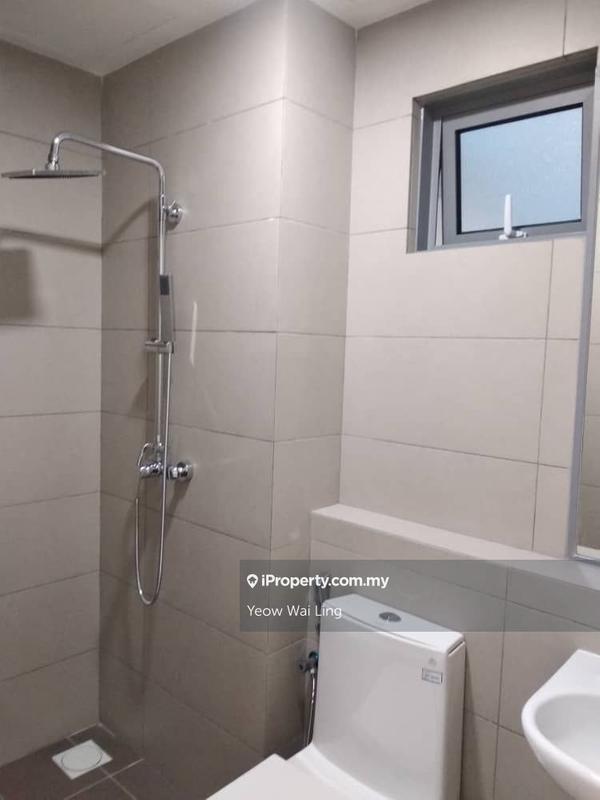 Condominium for Sale in Lakefront Residence by Yeow Wai Ling - iProperty.com.my