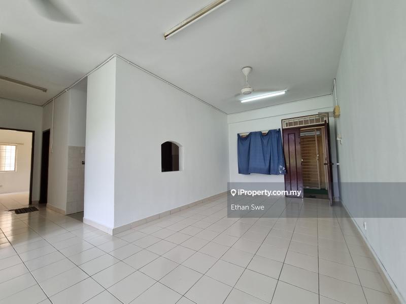 For Sale - De Rozelle