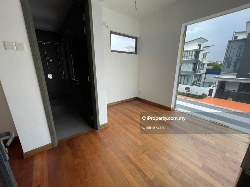 Banglo untuk Dijual di Casa Sutra Bungalow, Setia Alam oleh Celine Gan - iProperty.com.my