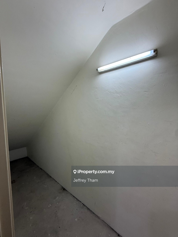 Rumah Berangkai 2 Tingkat untuk Dijual di ut2ph, Tanjong Duabelas oleh Jeffrey Tham - iProperty.com.my