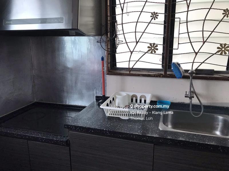 Kediaman Servis untuk Dijual di Saujana Residency oleh Thomas Loh - iProperty.com.my