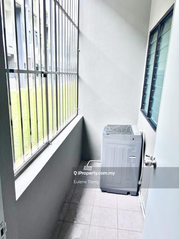 Townhouse for Rent in Kuching, Sarawak by Eulene Tiong - iProperty.com.my