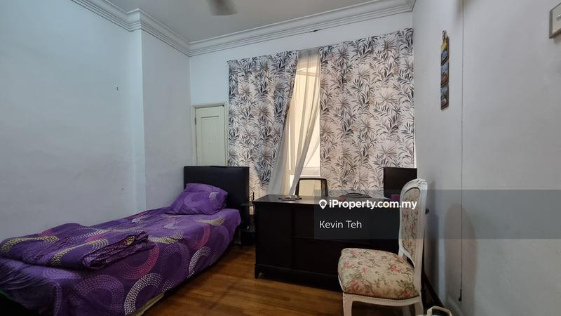 For Sale - La Grande Kiara