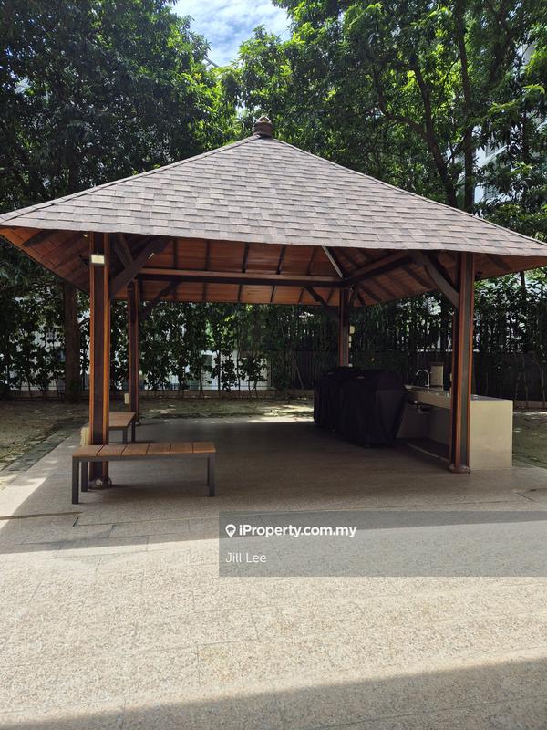 For Sale - Hampshire Park Condominium