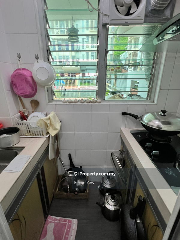 Rumah Bandar untuk Dijual di Amansiara, Selayang oleh Elaine Yew - iProperty.com.my