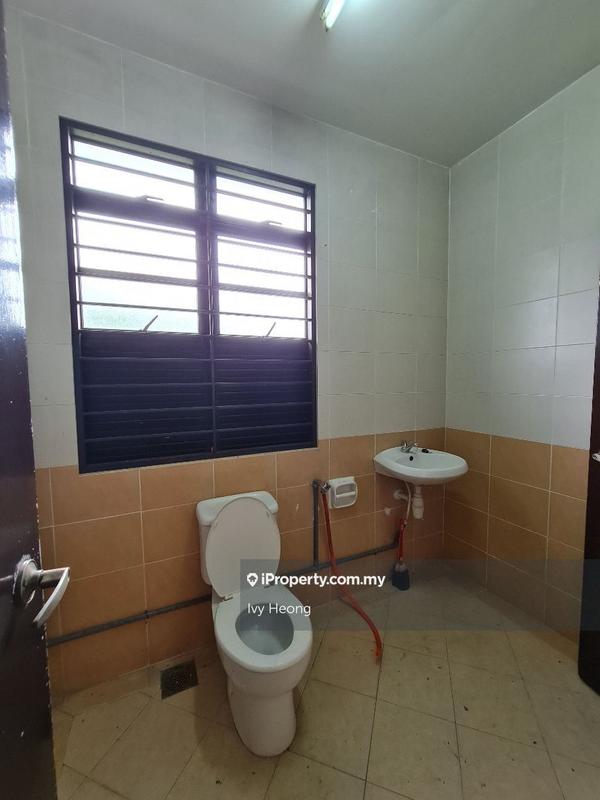 2.5-storey Terraced House for Sale in Bandar Kinrara Seksyen 5, Bandar Kinrara by Ivy Heong - iProperty.com.my