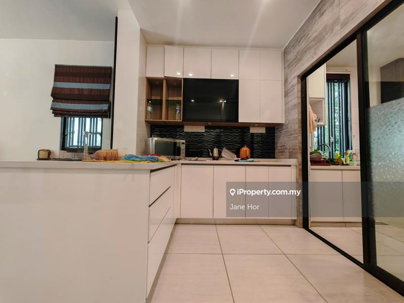 Townhouse for Sale in 16 Sierra, Puchong by Jane Hor - iProperty.com.my