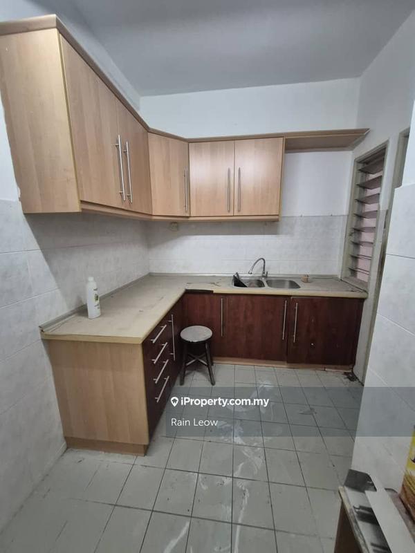 For Rent - Green Acre