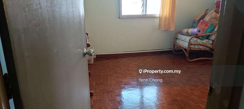 Rumah Berkembar untuk Dijual di Taman Yarl, Jalan Klang Lama (Old Klang Road) oleh Yenn Chong - iProperty.com.my