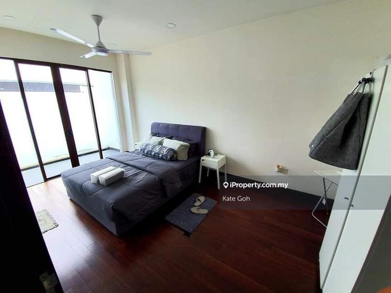 Rumah Berkembar untuk Dijual di Perdana Lakeview East, Cyberjaya oleh Kate Goh - iProperty.com.my