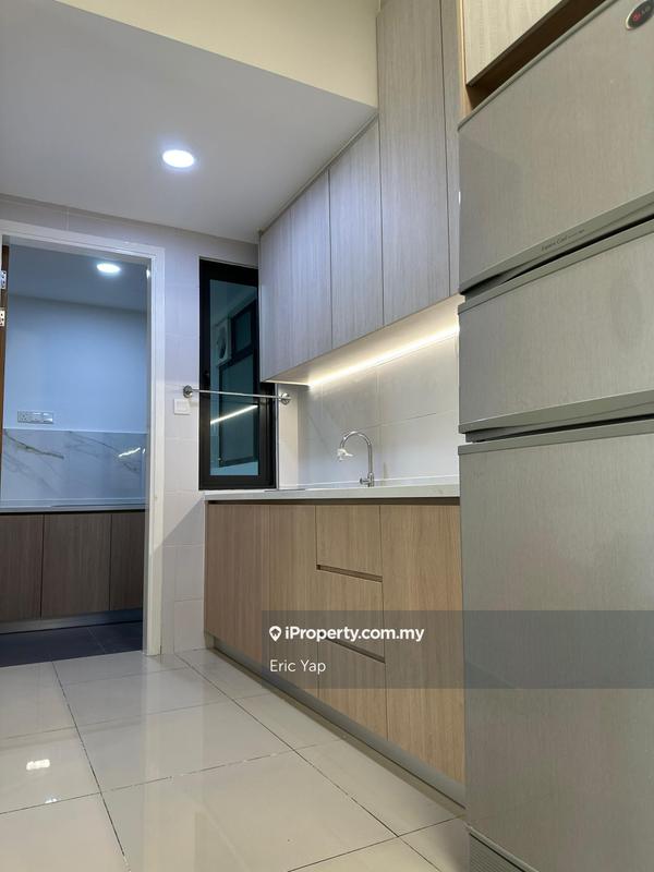 For Rent - Pearl Suria
